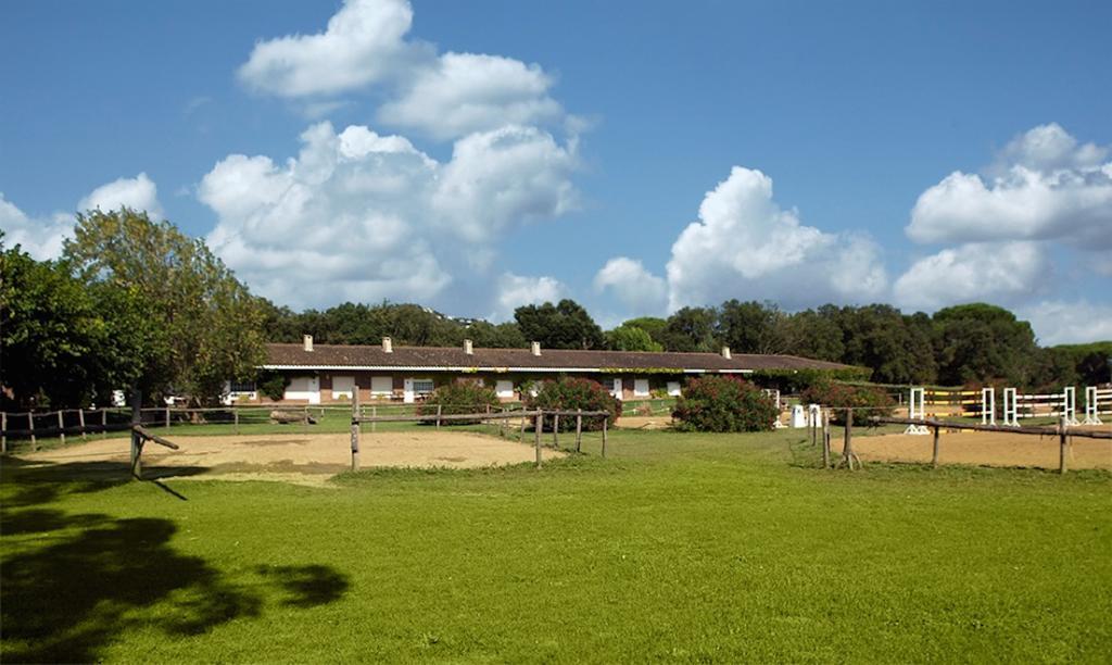 圣塔克里斯蒂纳阿鲁 Residential Horse Club Costa Brava旅舍 客房 照片